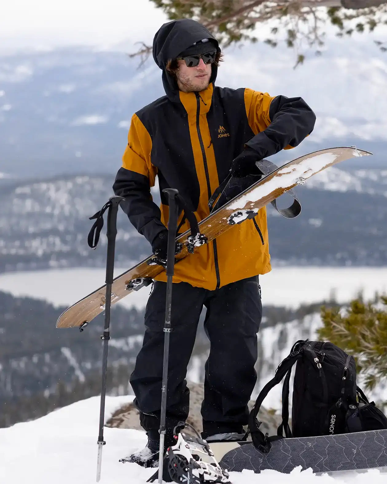 Men's MTN Surf Recycled Shell Jacket 2025