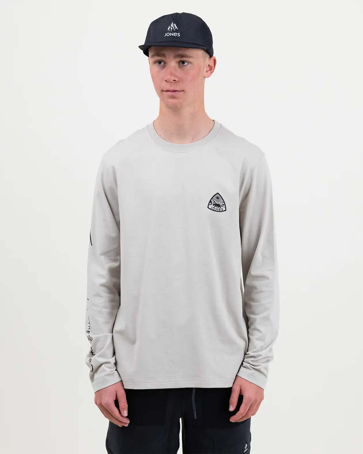 Graphic Organic Cotton Long Sleeve | Jones Graphic Organic Cotton Long Sleeve Jones Snowboards High Performance 7630949121851 J.26.TEM.GLS.GY.1XS.1