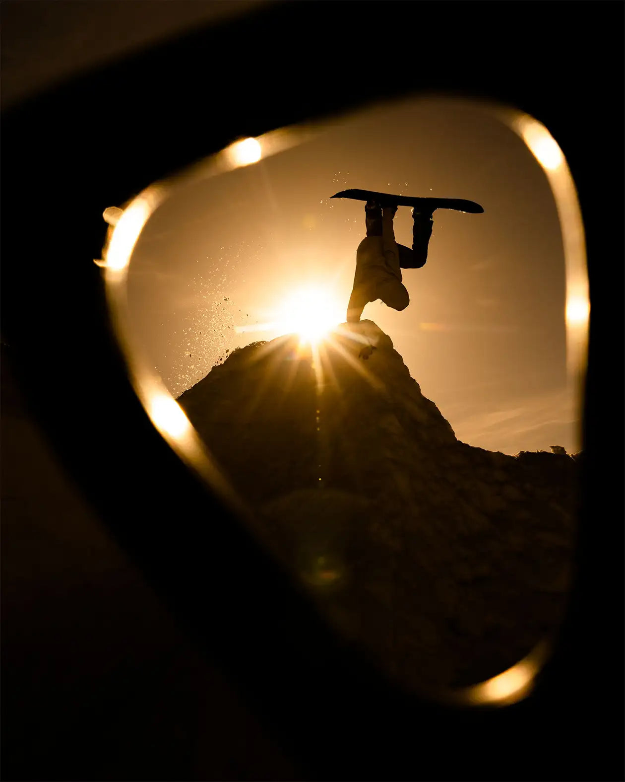 Women's Twin Sister Snowboard Women's Twin Sister Snowboard Jones Snowboards High Performance